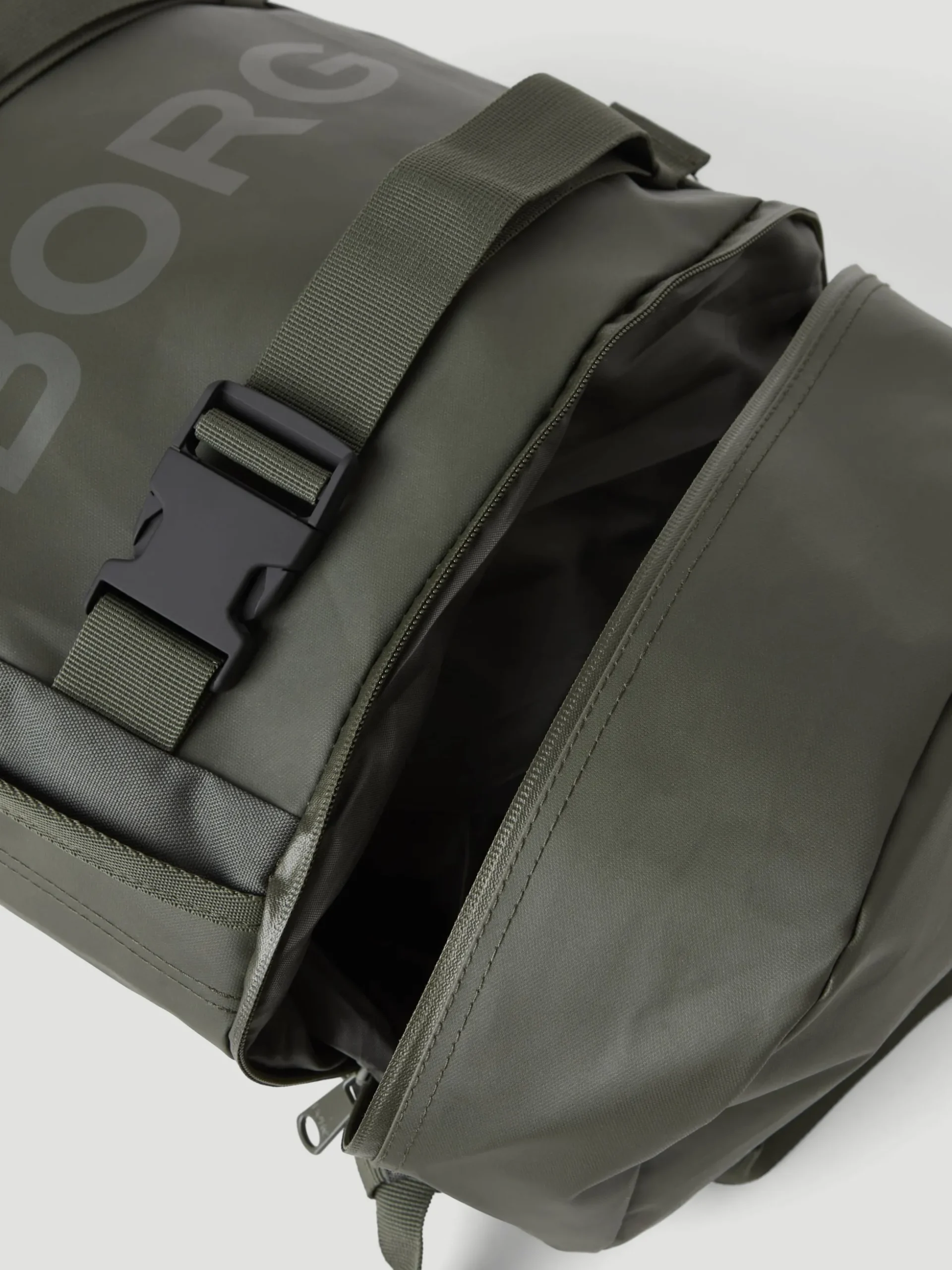 Borg Duffle Backpack 28L