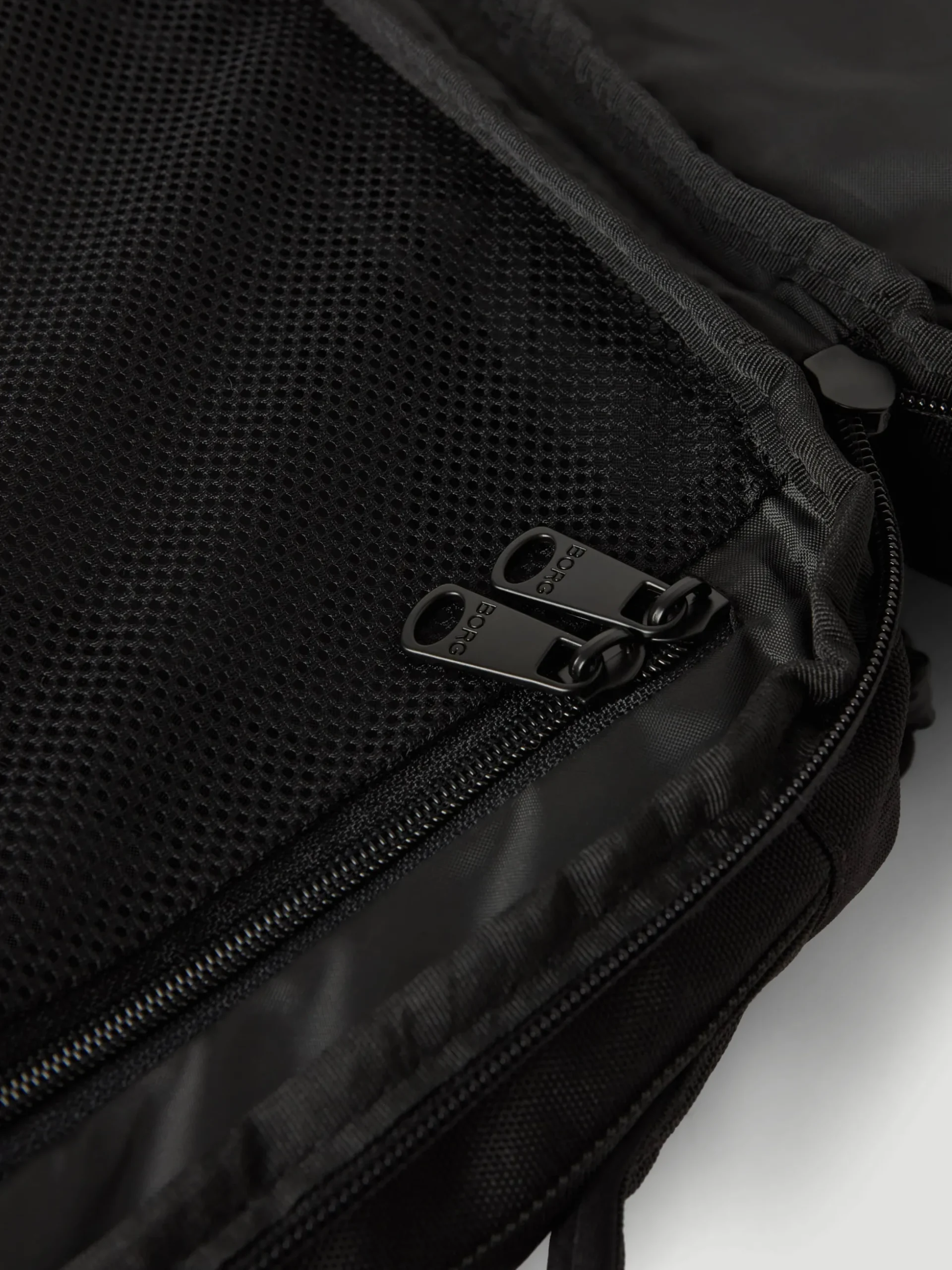 Borg Travel Backpack L - 35L