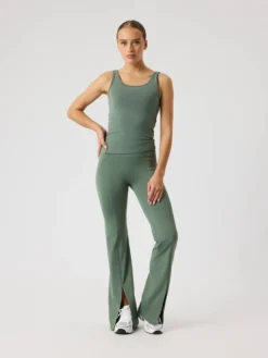 Studio Flared Slit Tights