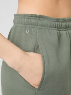 Studio Oversized Sweatshorts