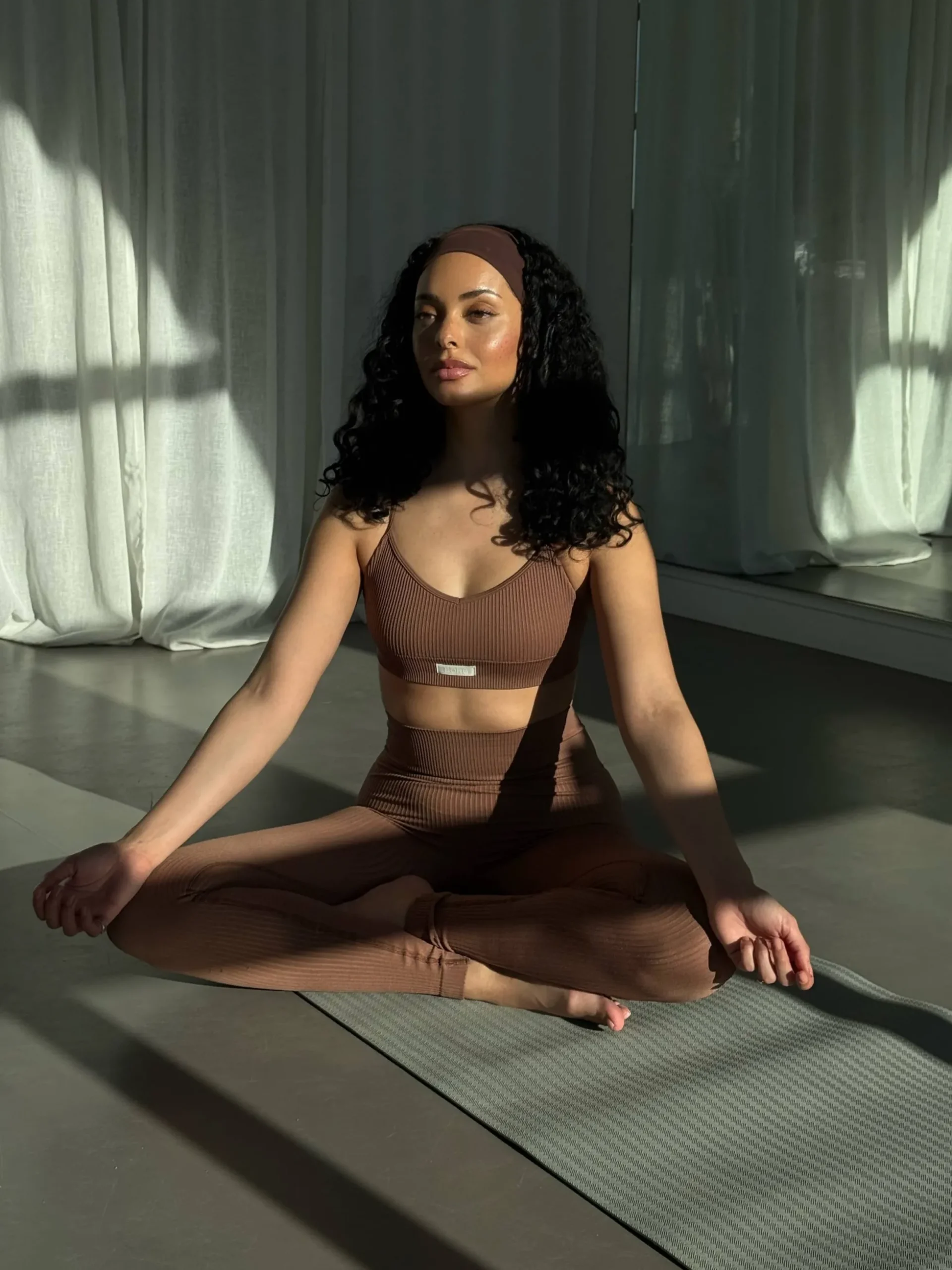 Studio Seamless Ribbed Strap Bra