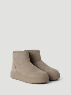 Women's Wooly Boots
